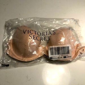 Victoria Secrets Bra 34B